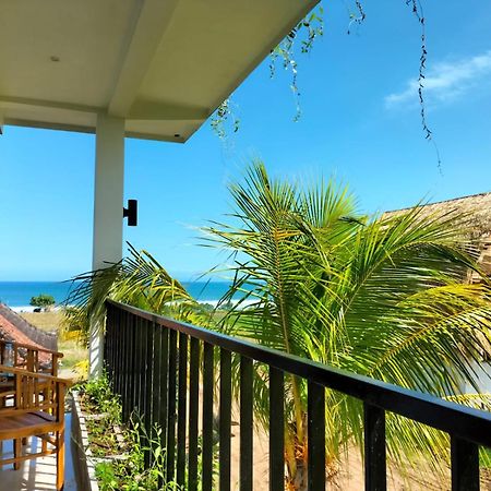 Maimalu Beach View Airsatang 외부 사진